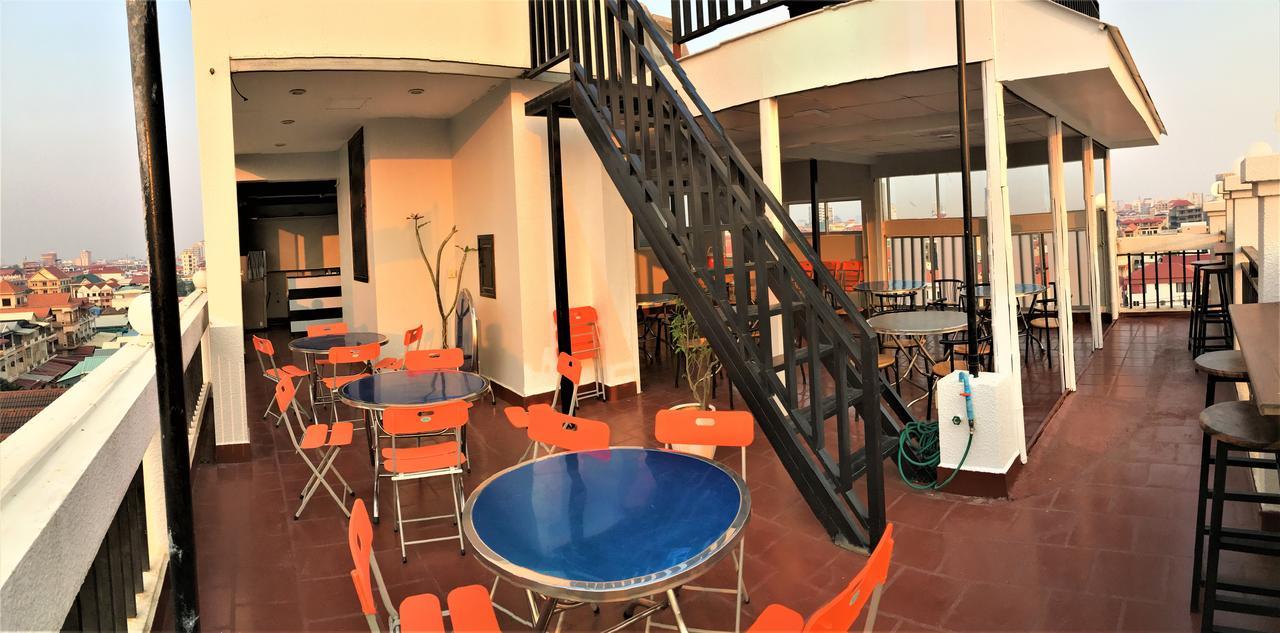 Lalune Hotel Phnom Penh Exterior foto